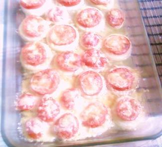 Кабачки, запеченные с помидорами и сыром
