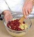 Фото приготовления рецепта: Овсяное печенье с вишней, шаг №2