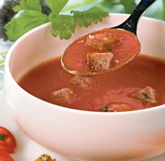 Легкий томатный суп с сухариками 