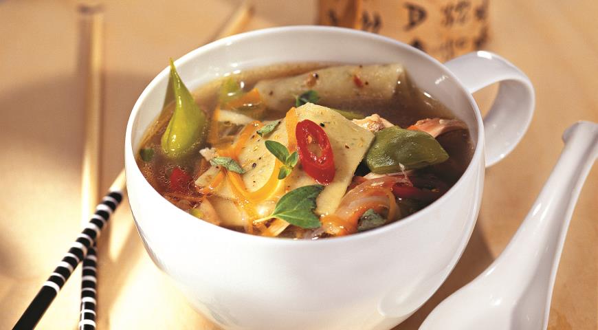 Рецепт Куриный суп с лапшой в азиатском стиле