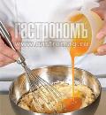 Фото приготовления рецепта: Кнели из щуки под соусом нантуа с креветками, шаг №2