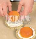 Фото приготовления рецепта: Тарталетки с персиками, шаг №12