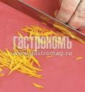 Фото приготовления рецепта: Тигровые креветки в рисовом тесте, шаг №6