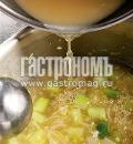 Фото приготовления рецепта: Крем-суп из спаржи от Le Cordon Bleu, шаг №4