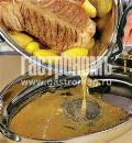 Фото приготовления рецепта: Утка с яблоками и черносливом в сливовом соусе , шаг №5