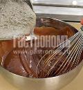 Фото приготовления рецепта: Шоколадная карамель "крестики-нолики", шаг №2