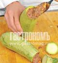 Фото приготовления рецепта: Фаршированные кабачки, шаг №4