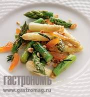 Рецепт Теплый салат из спаржи с курагой
