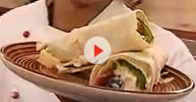 Греческий салат в лаваше 