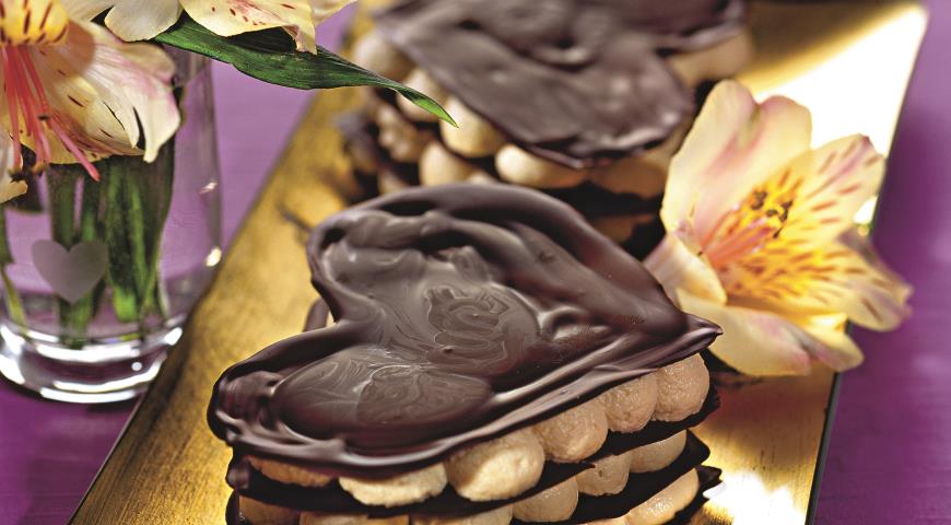 Рецепт Шоколадные сердечки со сливочным муссом