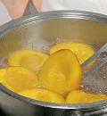 Фото приготовления рецепта: Персики с творожным кремом, шаг №1