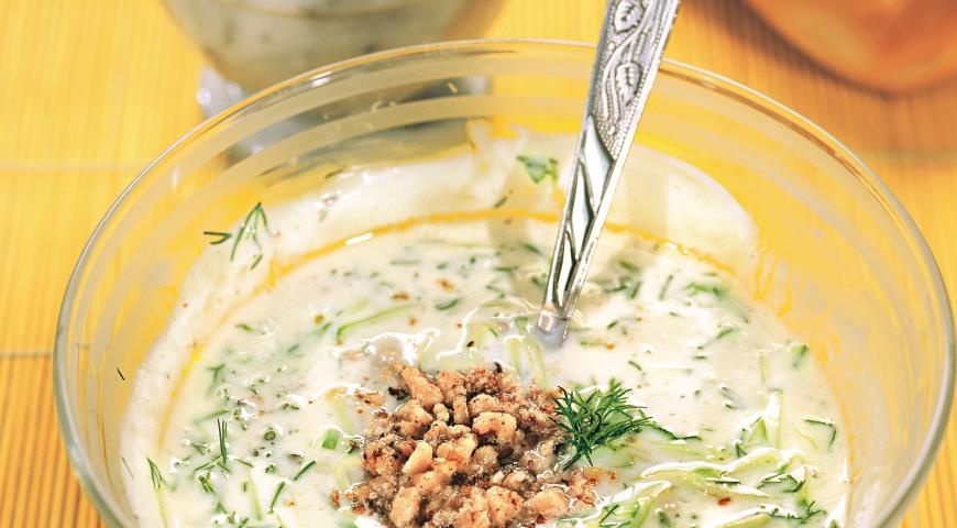 Рецепт Таратор, болгарский кисломолочный суп