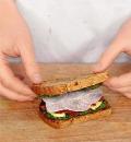 Фото приготовления рецепта: Самый полезный сэндвич, шаг №6
