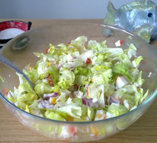 Рецепт Зеленый салат с крабовыми палочками