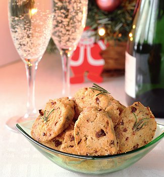 Рецепт Сырное печенье к шампанскому