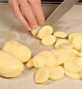 Фото приготовления рецепта: Картофельная запеканка Тартифлет, шаг №1