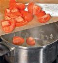Фото приготовления рецепта: Цыплята с острым томатным джемом, шаг №3