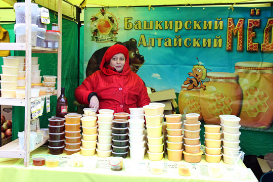 Данилов монастырь открыл постный рынок к Рождественскому посту 5