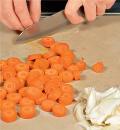 Фото приготовления рецепта: Кускус с запеченной морковью, шаг №1