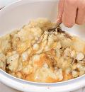 Фото приготовления рецепта: Шейка с картофельными крокетами, шаг №4