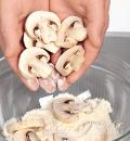Фото приготовления рецепта: Овощное рагу с фасолью и грибами, шаг №2