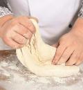Вымешиваем тесто для пельменей, хинкали и мантов