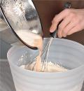 Фото приготовления рецепта: Пасхальный кулич своими руками, шаг №1