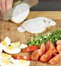Фото приготовления рецепта: Бретонский рыбный салат, шаг №5