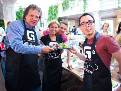 Дмитрий Галихин, Марина Штода и Родион Газманов — участники одного из мероприятий Geometria Open kitchen