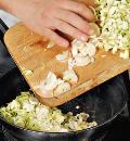 Фото приготовления рецепта: Запеканки-клафути с овощами и беконом, шаг №3