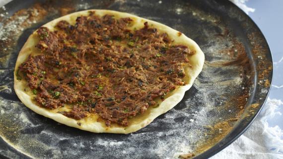Ламаджо, армянская пицца