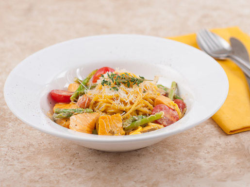 Рецепт Спагетти с лососем в сливочном соусе