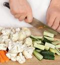 Фото приготовления рецепта: Пикалили, острые овощи к мясу, шаг №1