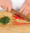 Фото приготовления рецепта: Суп со шпинатом и зелеными овощами, шаг №4