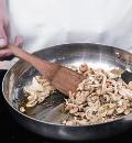Фото приготовления рецепта: Овощное рагу в индийском стиле, шаг №4