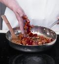 Фото приготовления рецепта: Овощное рагу в индийском стиле, шаг №5
