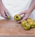Фото приготовления рецепта: Компот из целых яблок, шаг №1