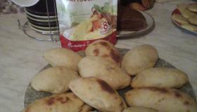 Ставим белорусские картофельные пирожки с грибами, капустой и яйцом выпекаться в духовку