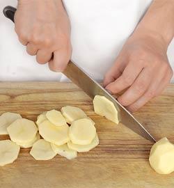 Фото приготовления рецепта: Мусака с баклажанами в духовке, шаг №3