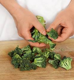 Фото приготовления рецепта: Паста с зелеными овощами и маскарпоне, шаг №1