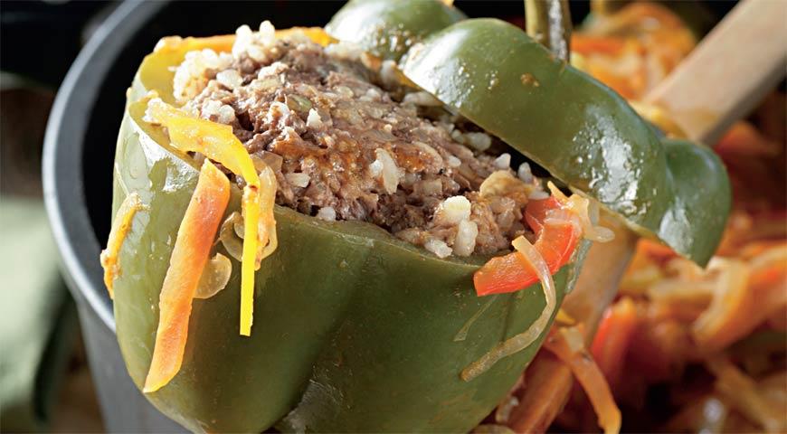 Фаршированный перец с фаршем и рисом в кастрюле: пошаговый рецепт приготовления