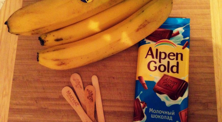 Подготавливаем ингредиенты для бананового мороженого
