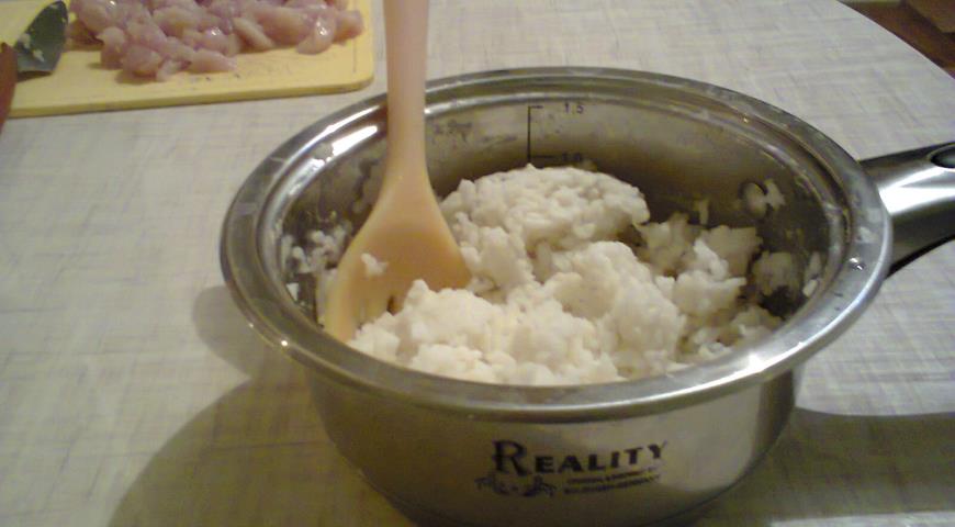 Отвариваем рис для начинки