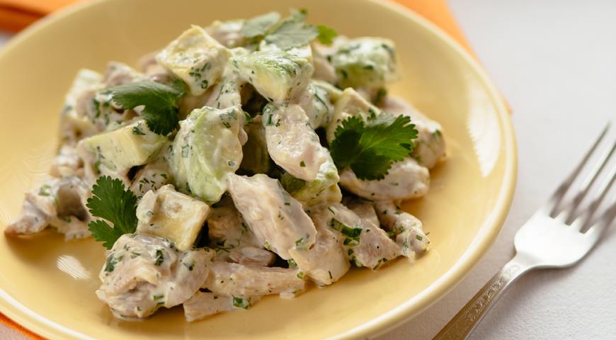 Рецепт Салат из курицы и авокадо