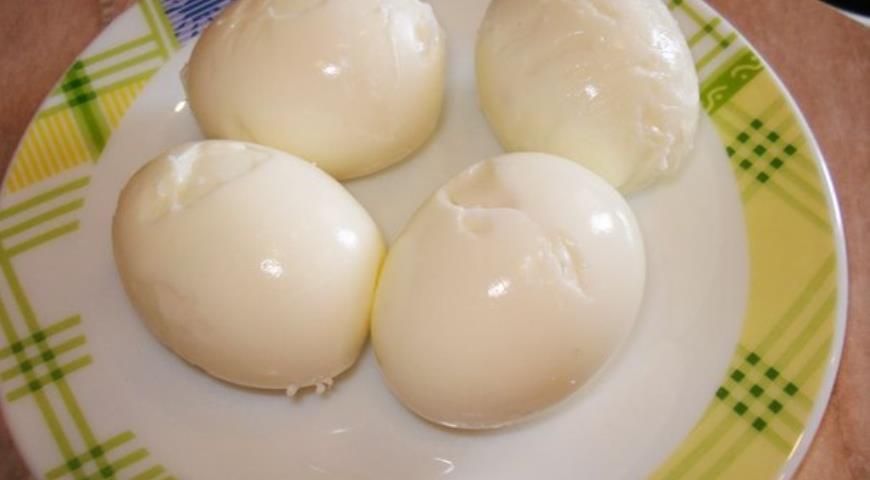 Варить яйца 5-7 минут после кипения
