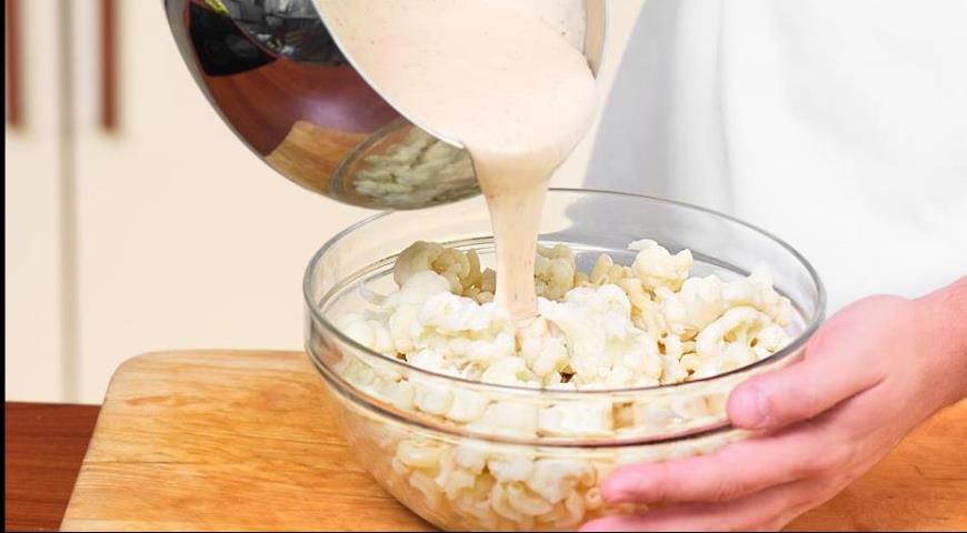 Фото приготовления рецепта: Макароны с цветной капустой в стиле мак энд чиз, шаг №5