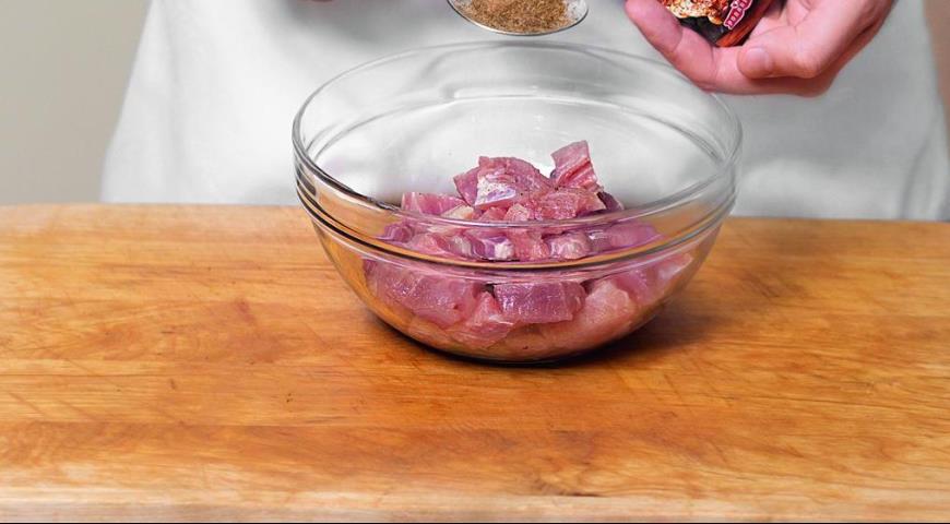 Фото приготовления рецепта: Жгвацет из свинины, шаг №1
