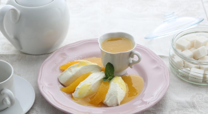 Рецепт Кнели из творога с апельсиновым соусом