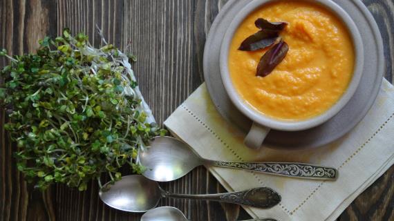 Морковно-сельдерейный суп-пюре