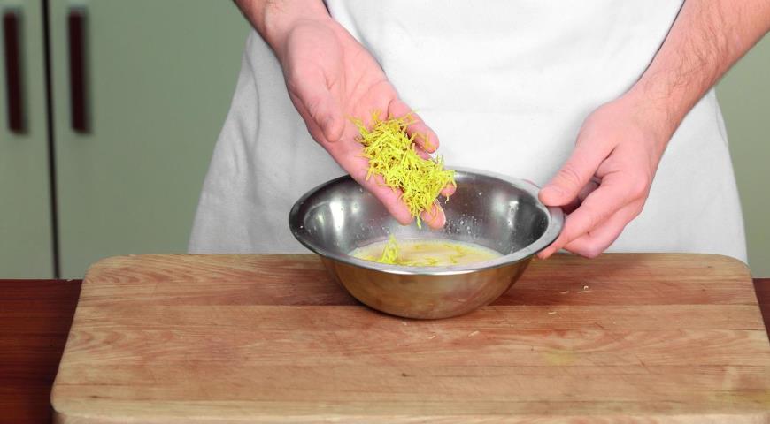 Фото приготовления рецепта: Лимонный крем, шаг №2